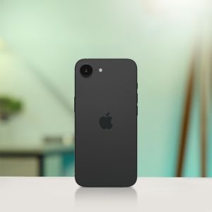 iPhone 16e