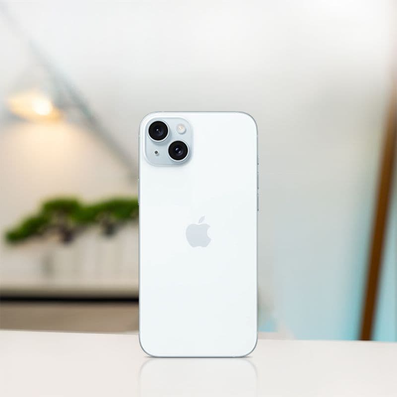 iPhone 15 Plus