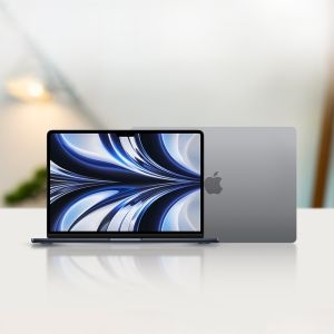 MacBook Air M2 15-inch